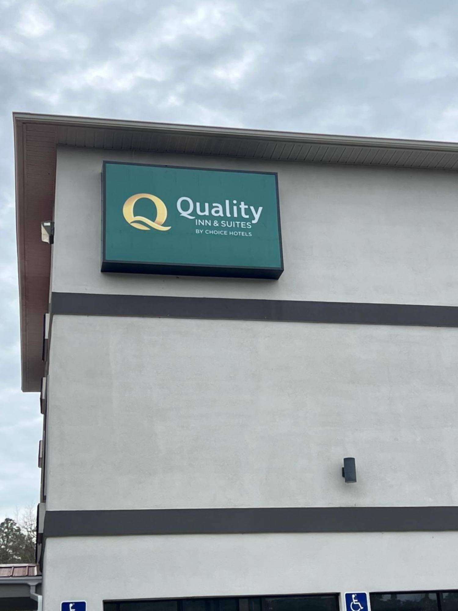 Quality Inn & Suites Билокси Екстериор снимка