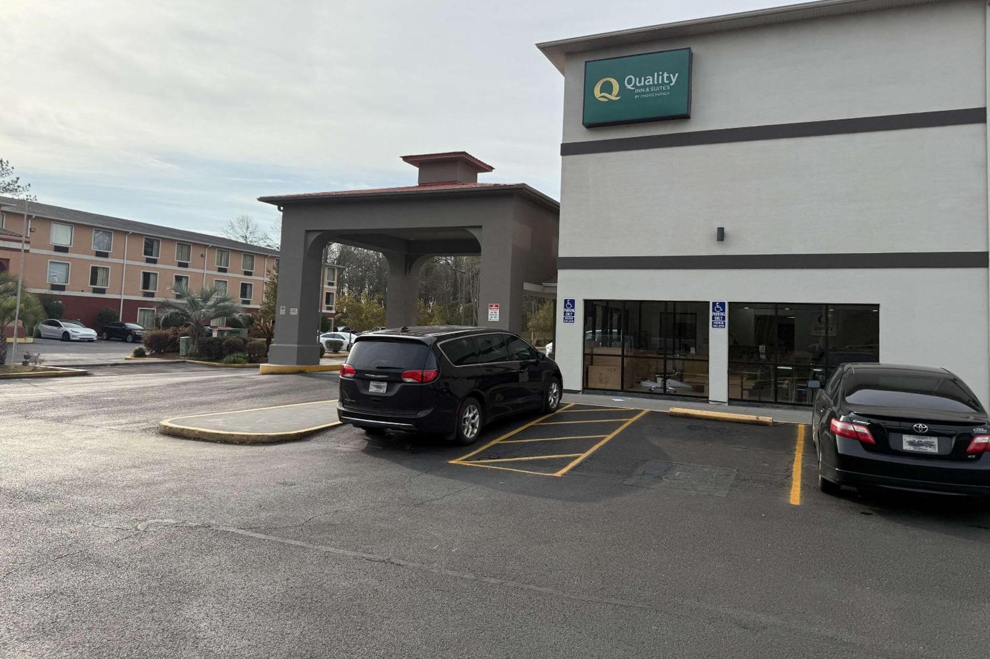 Quality Inn & Suites Билокси Екстериор снимка