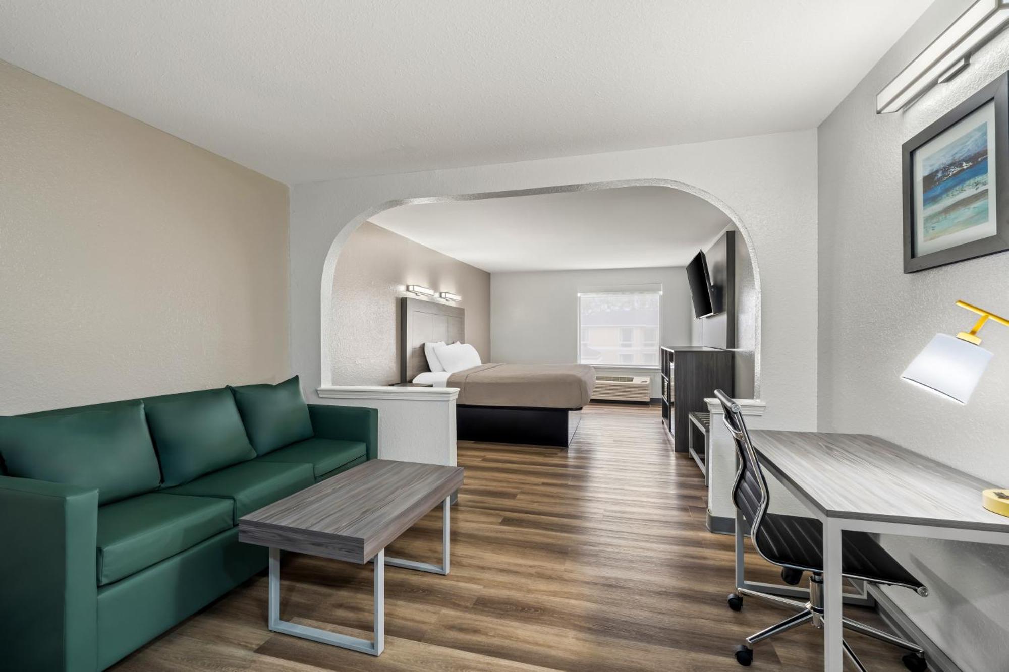 Quality Inn & Suites Билокси Екстериор снимка